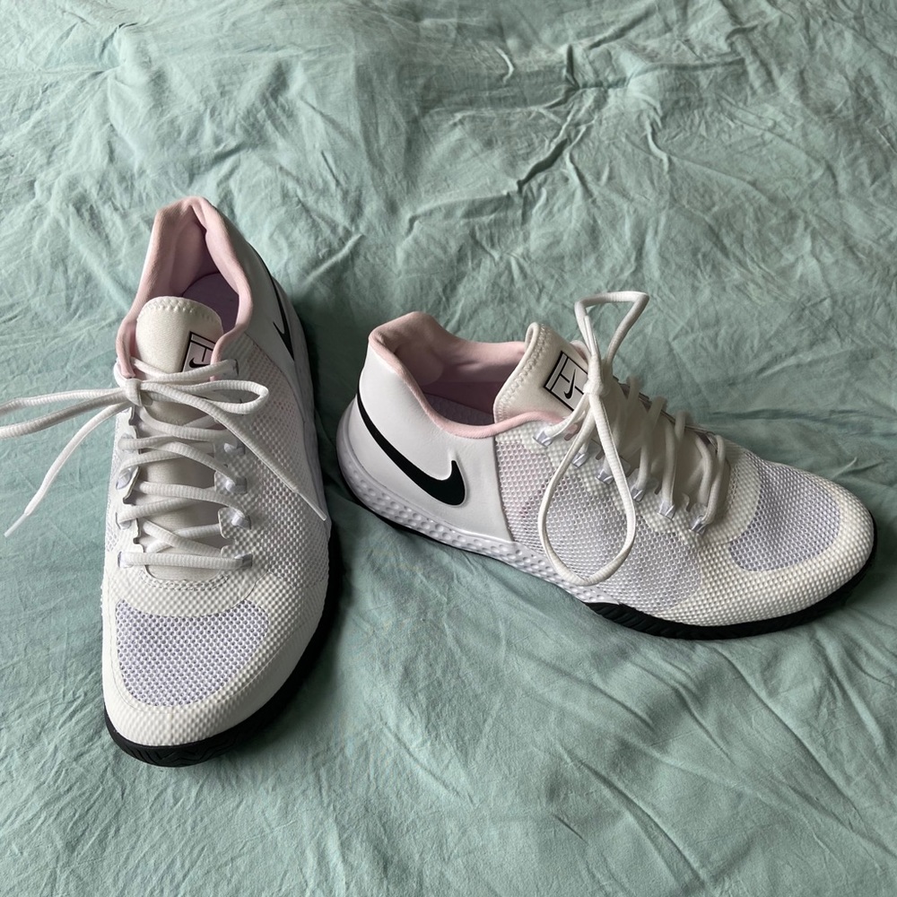 NIKE COURT FLARE 2 HC SERENA WILLIAMS COLLECTION